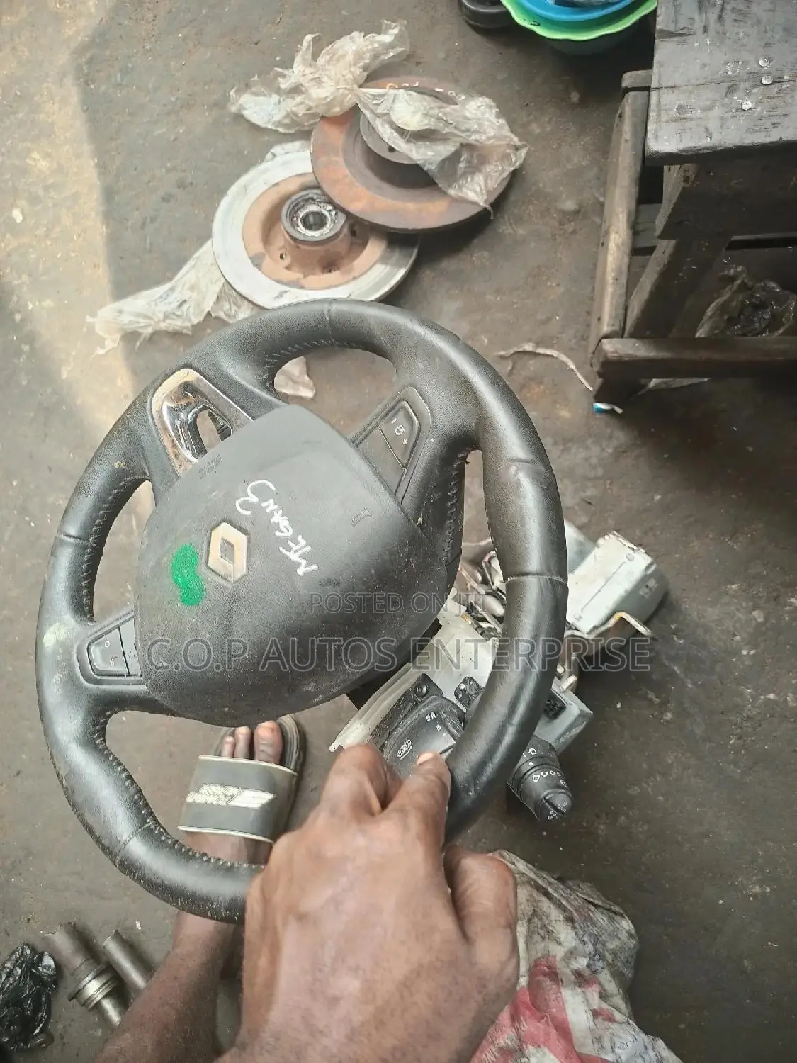 Complete Steering Wheel and Pump for Renault Megane,Scenic