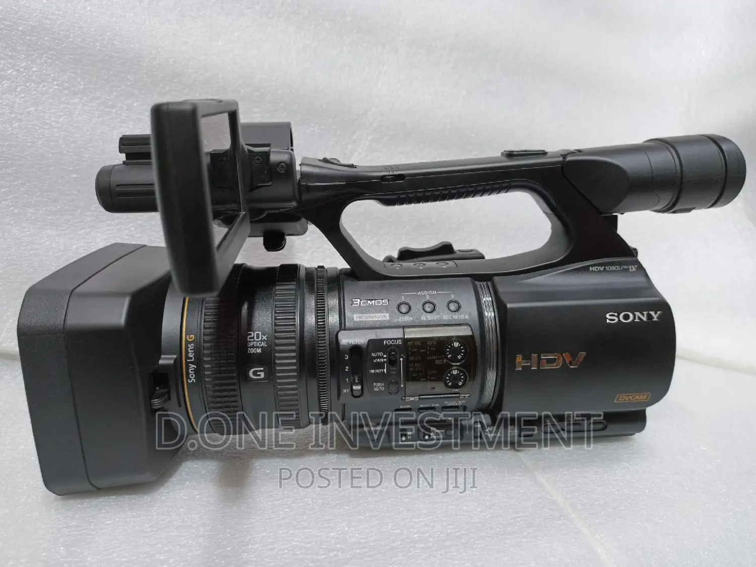 Sony Z5 Video Camera for Live Streaming and Video Recording