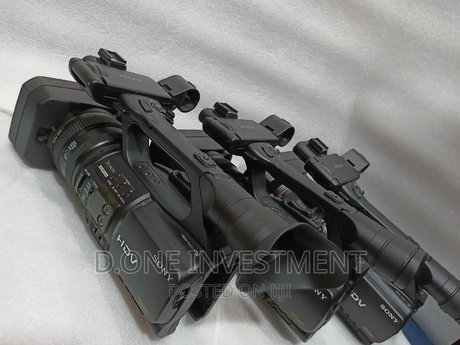 Sony Z5 Video Camera for Live Streaming and Video Recording