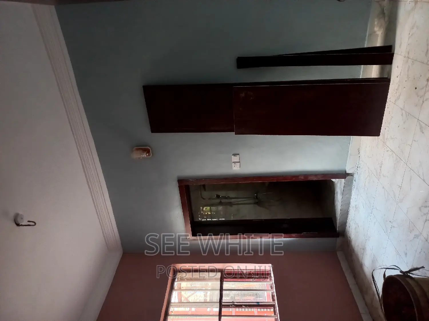 Furnished 3bdrm Bungalow in Estate Close, Satellite Town for sale