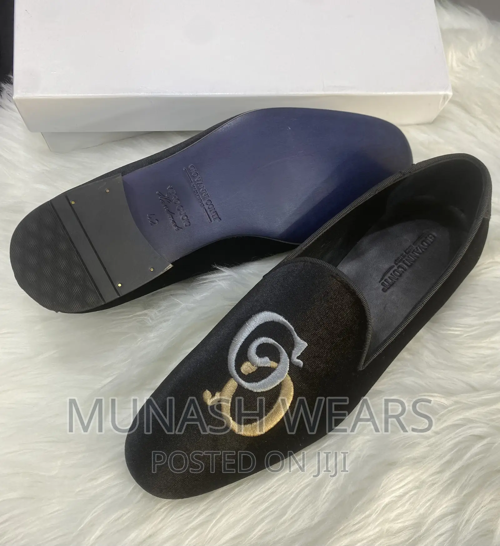 Italian Conti Velvet Shoe
