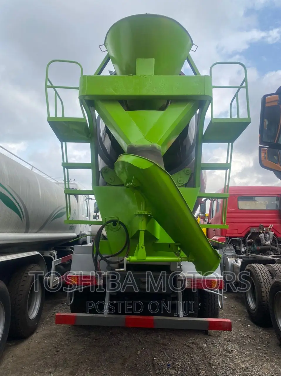 Howo Sinotruk Misser 2019 White