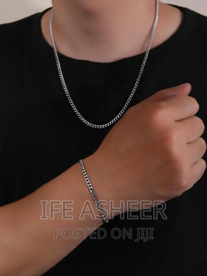 A Set of Men's Silver Neck and Hand Chain 04 - Silver