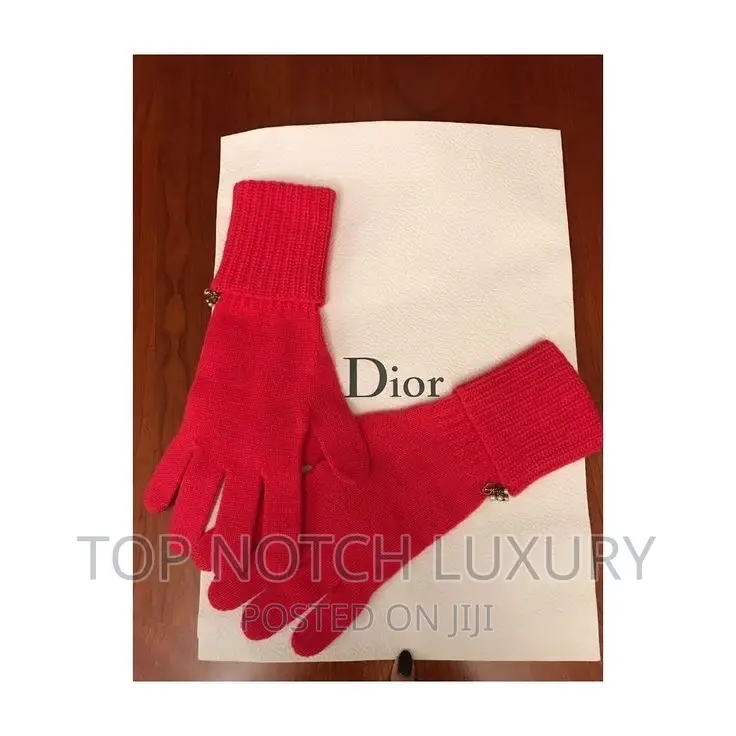 Female High Fashion Designer Gloves