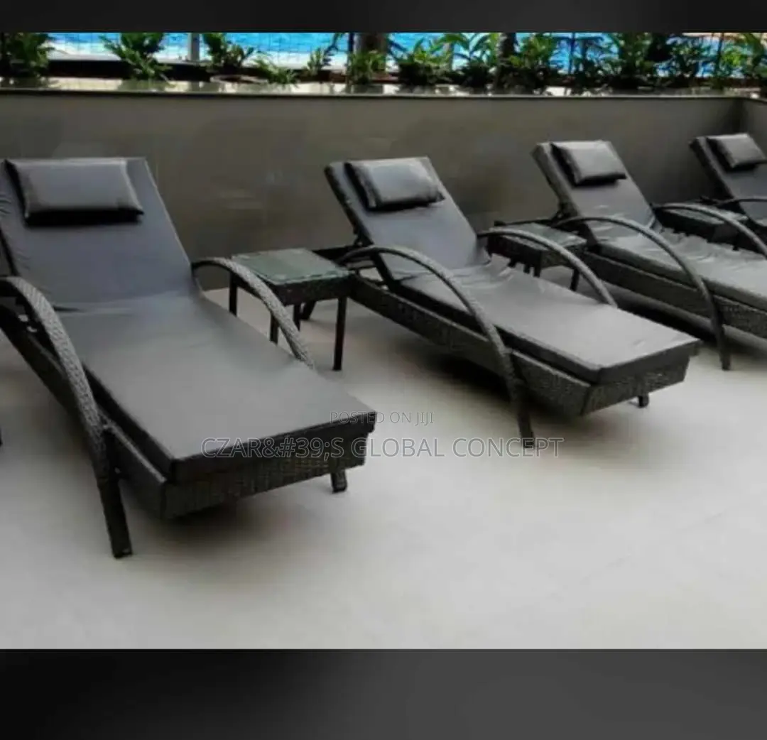 Outdoor Pool Bed and Side Stool