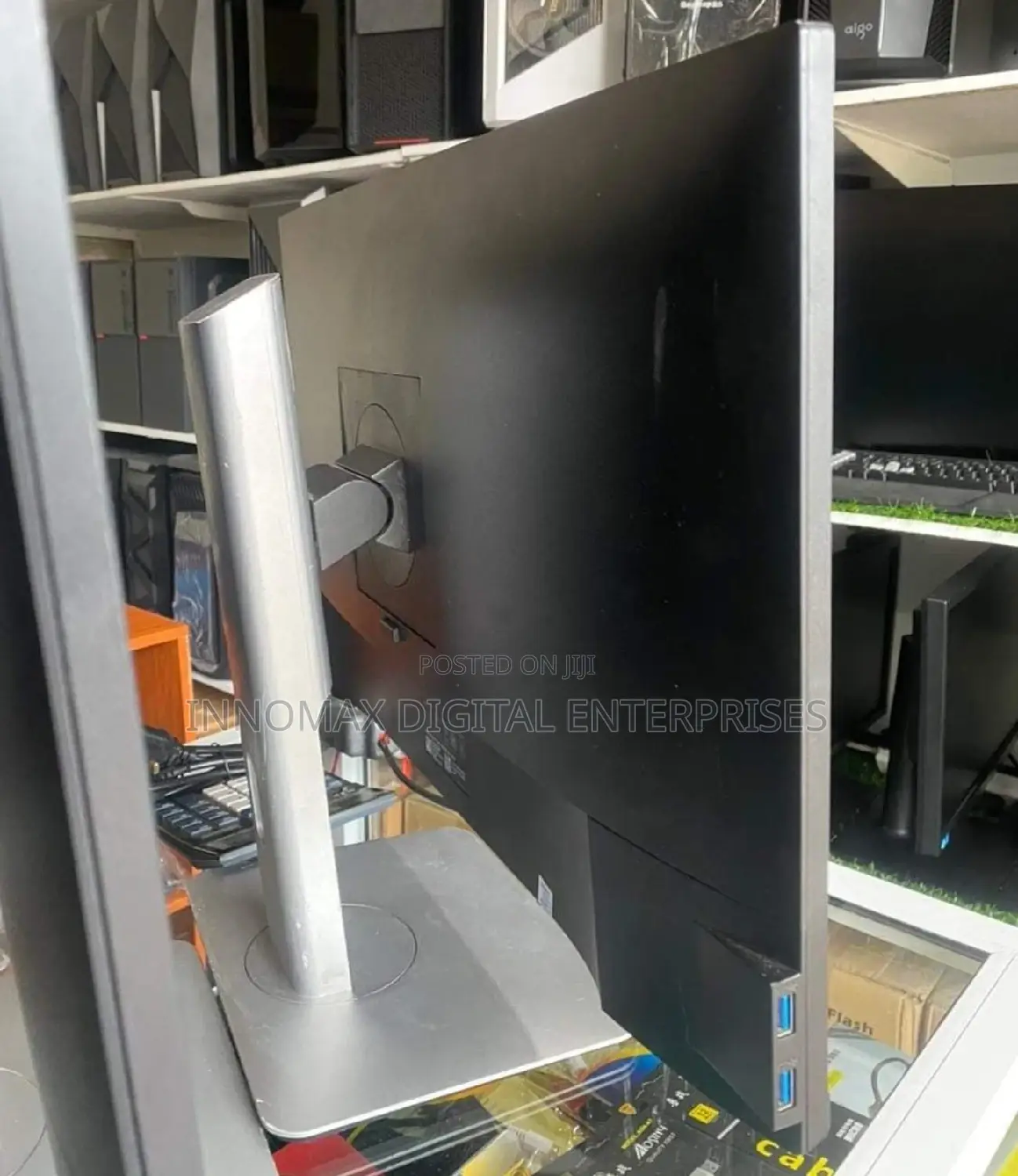 Dell Ultrasharp 24”Inch Ips Monitor FHD Edge-to-Edge Display