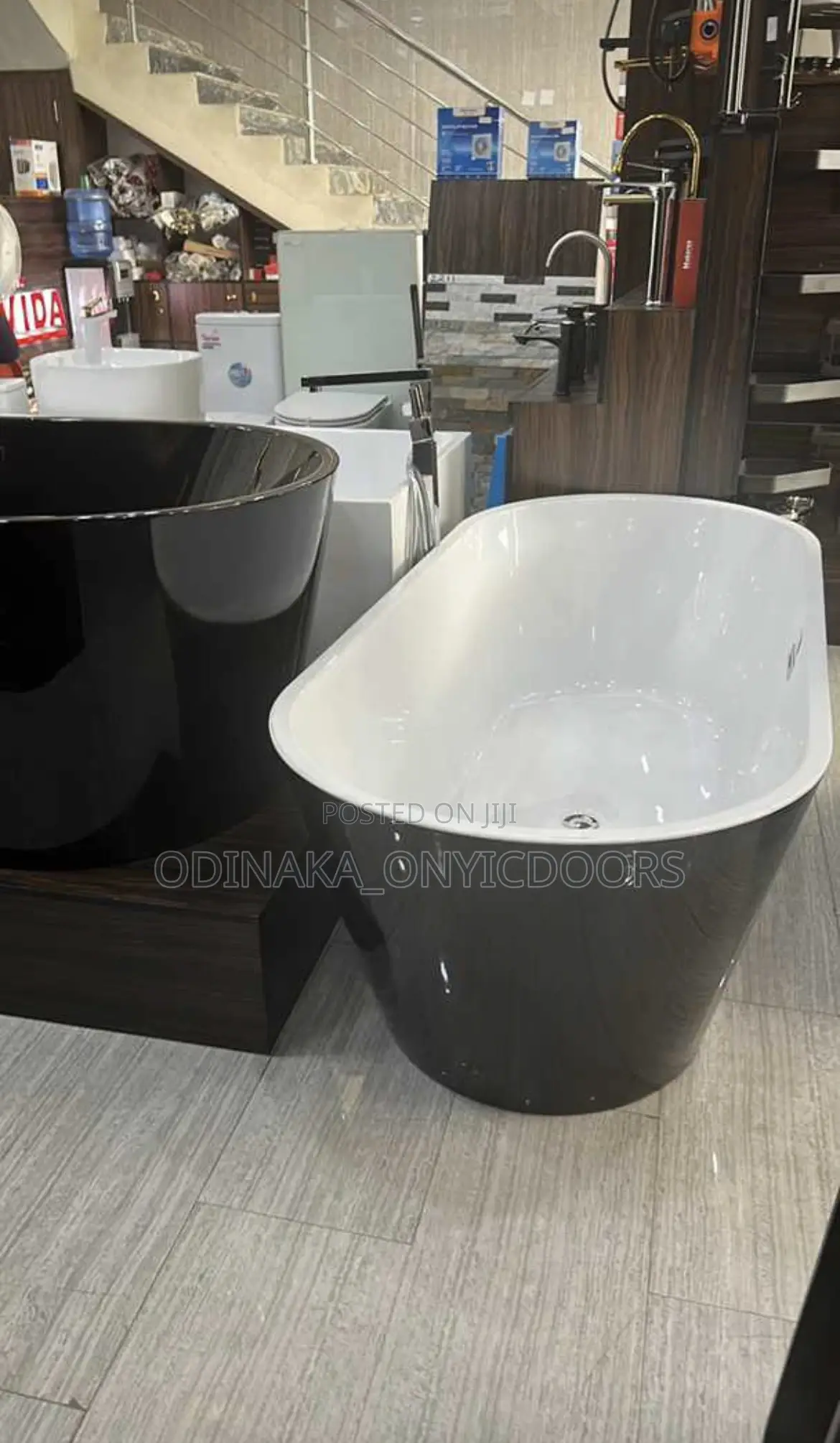 Acrylic Lavida Bathtub