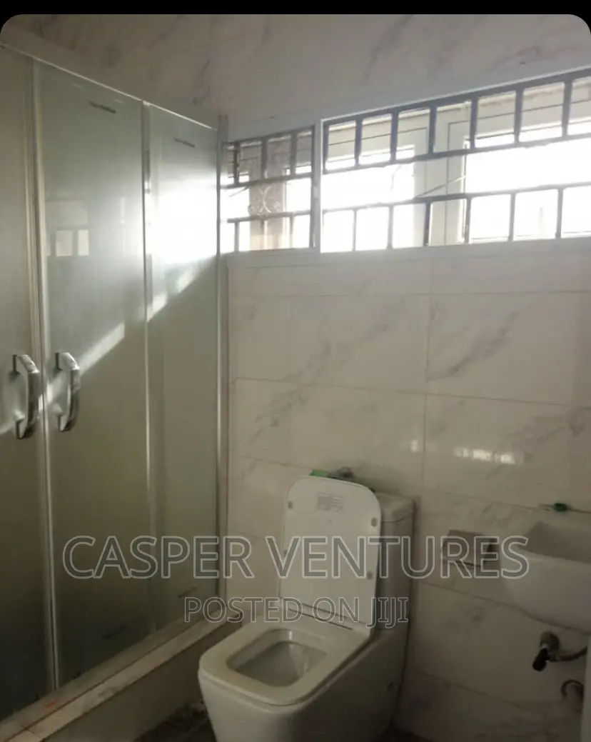 4bdrm Duplex in Paradise, Chevron for rent