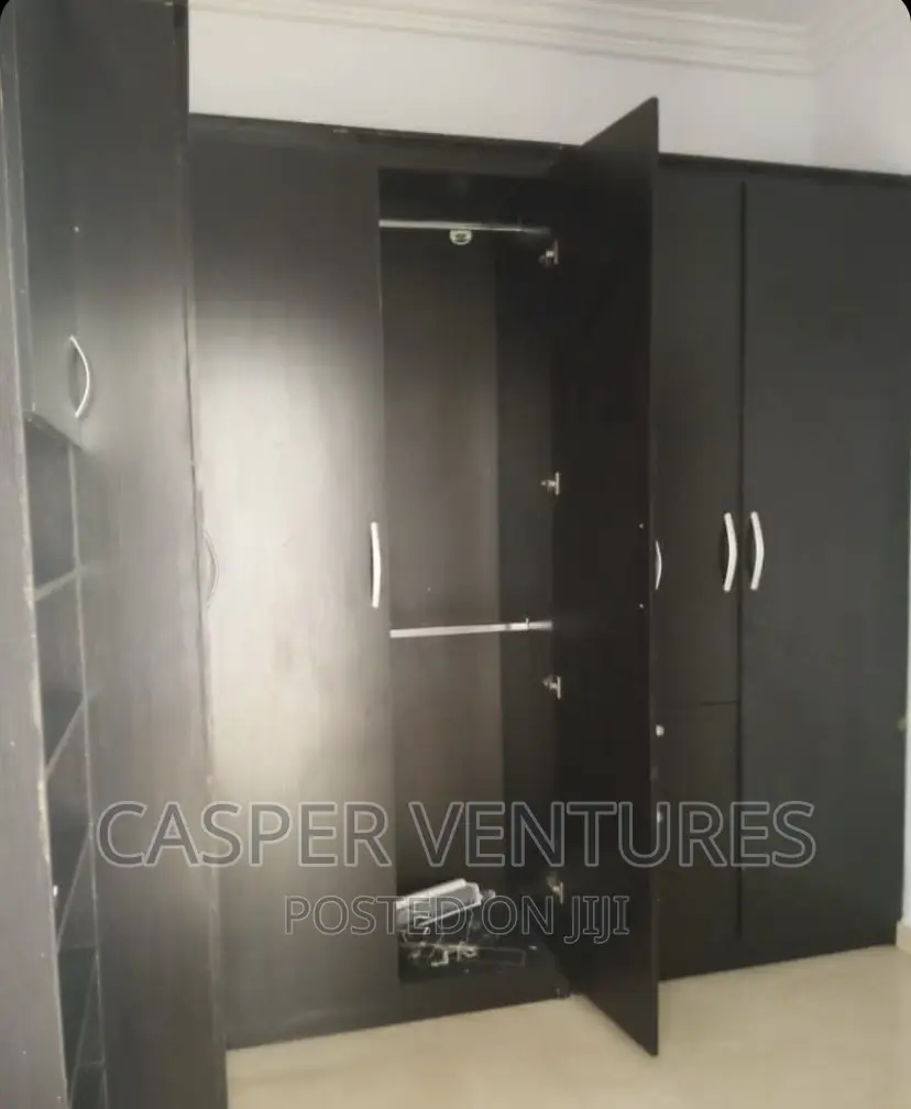 4bdrm Duplex in Paradise, Chevron for rent