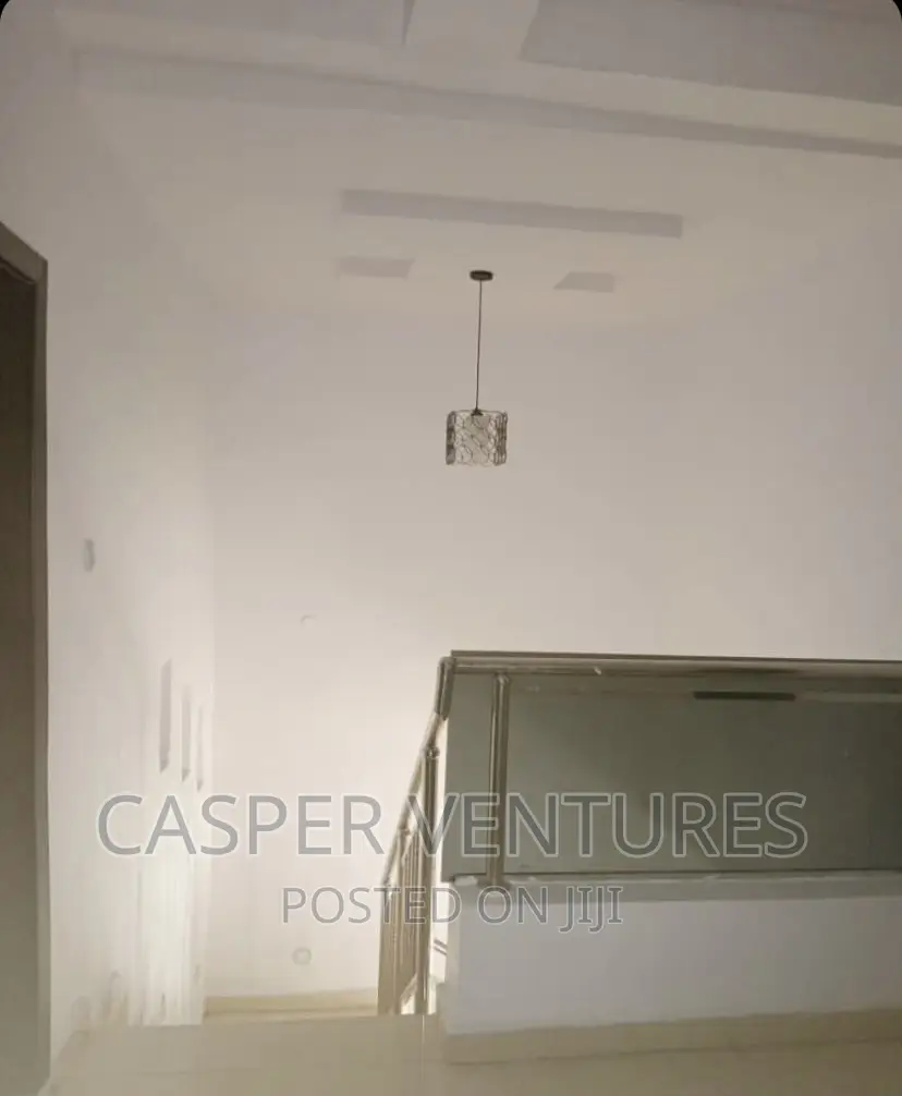 4bdrm Duplex in Paradise, Chevron for rent