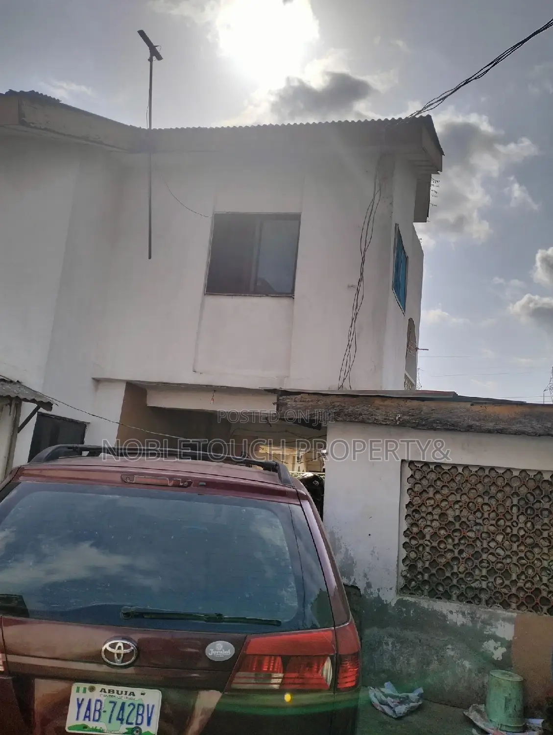 4bdrm Duplex in Council Idimu Lagos, Iseri Olofin for sale
