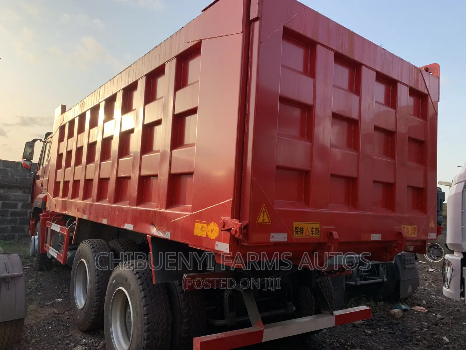 HOWO 371 Horse-Power (10tyres - 35tons)