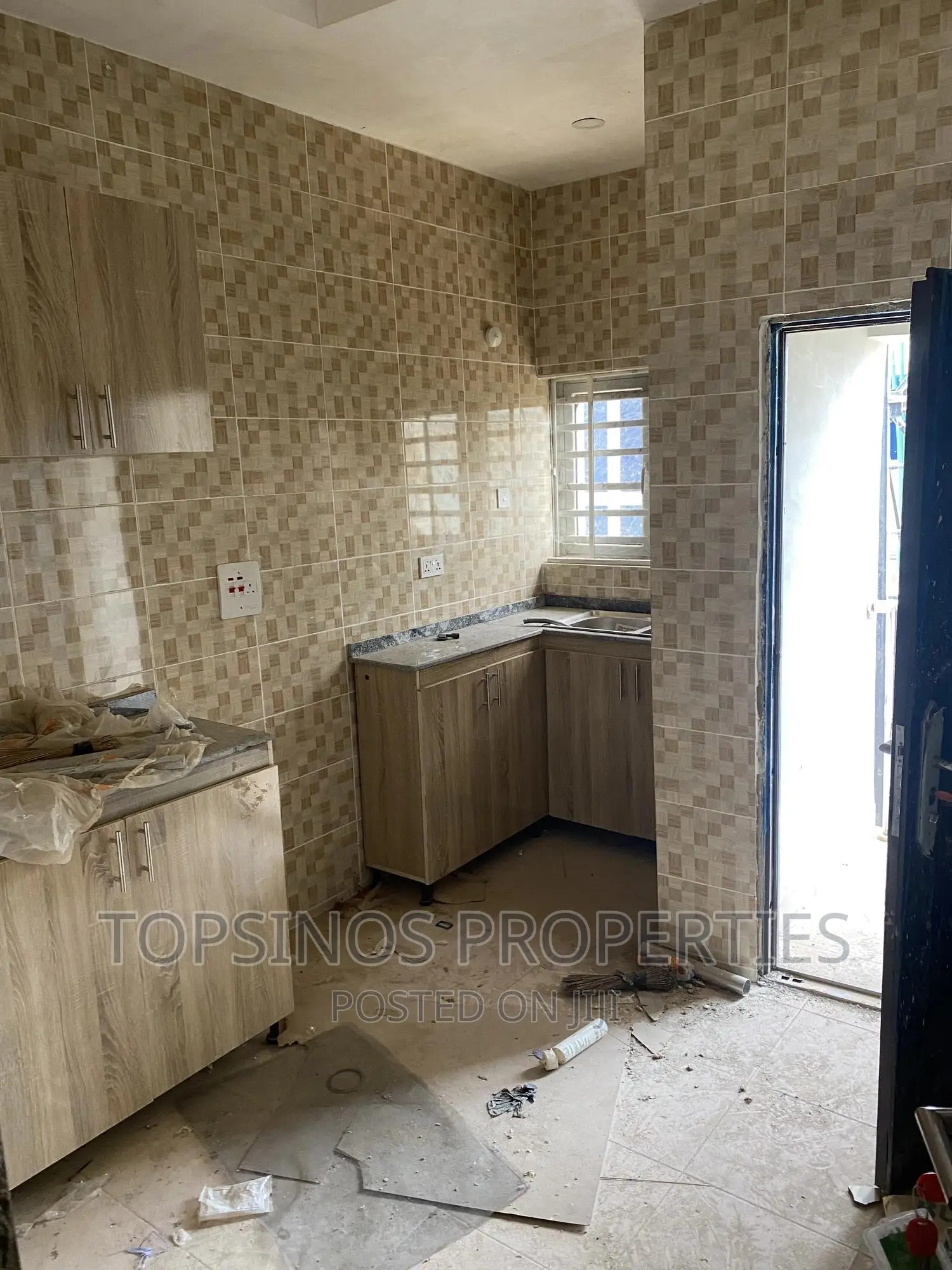 2bdrm Block of Flats in Dawaki for rent