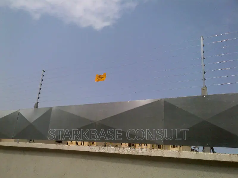 Electric Security Fence Wire Installation