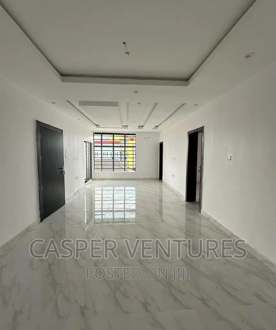 2bdrm Apartment in Osapa for rent