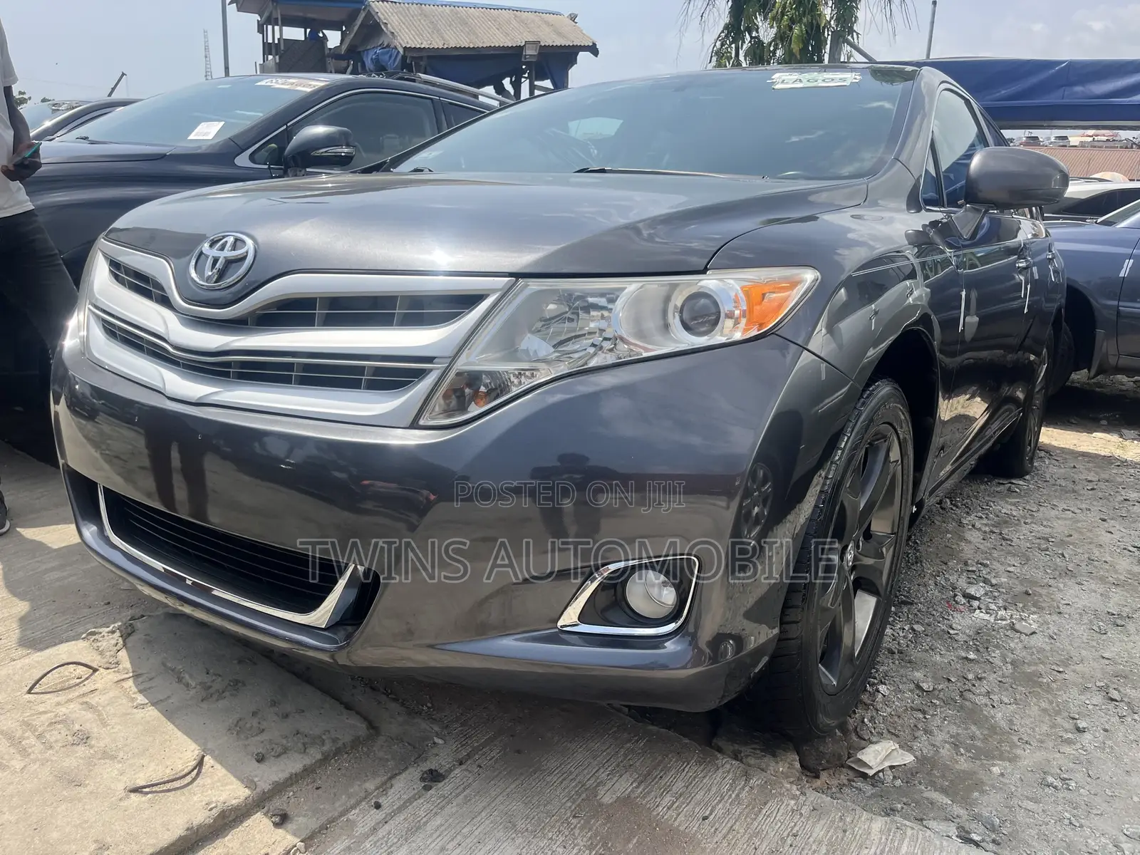 Toyota Venza V6 AWD 2011 Gray