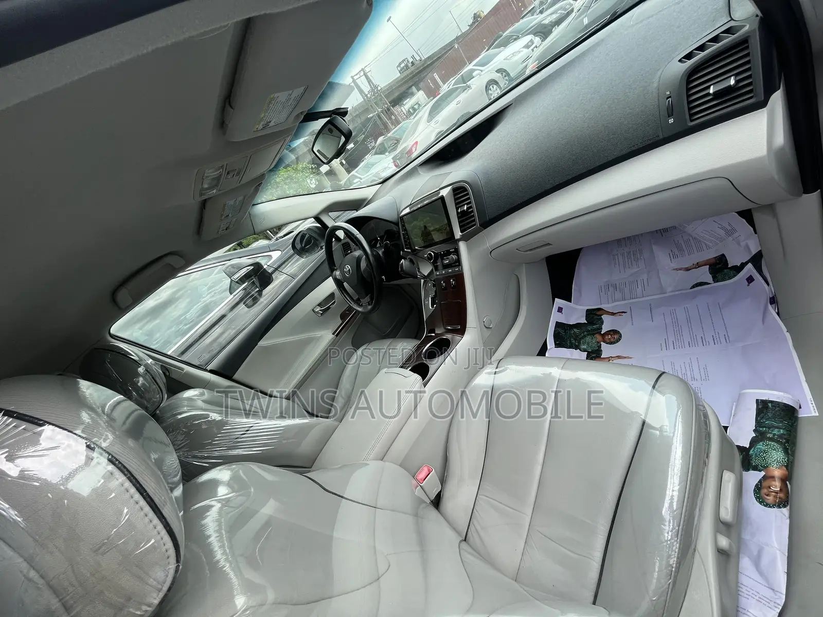Toyota Venza V6 AWD 2010 Silver