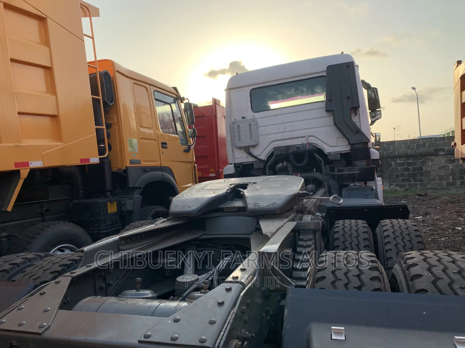 Brand New Howo 371 Truck-Head (10 Tyres)