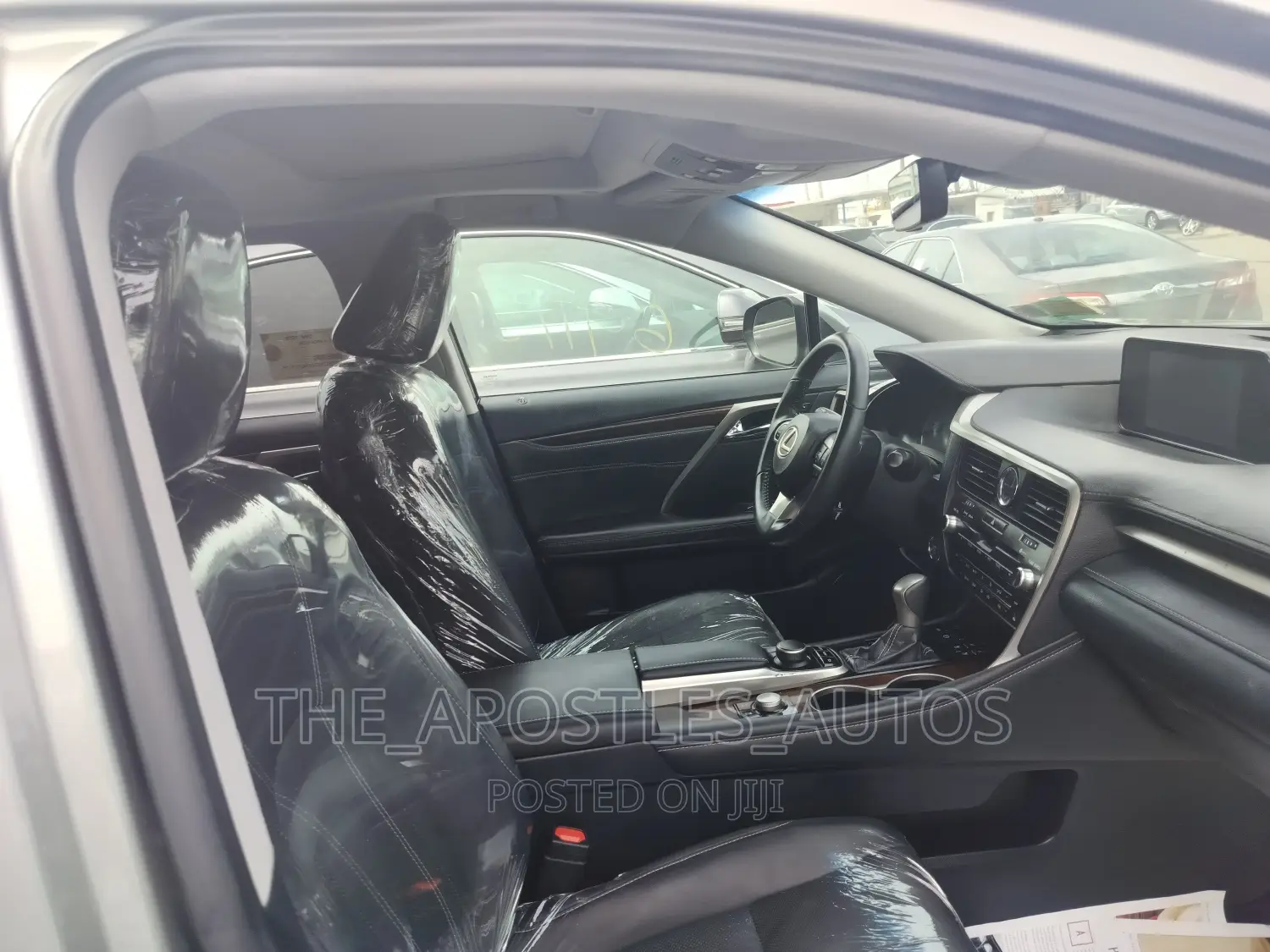 Lexus RX 350 FWD 2017 Gold