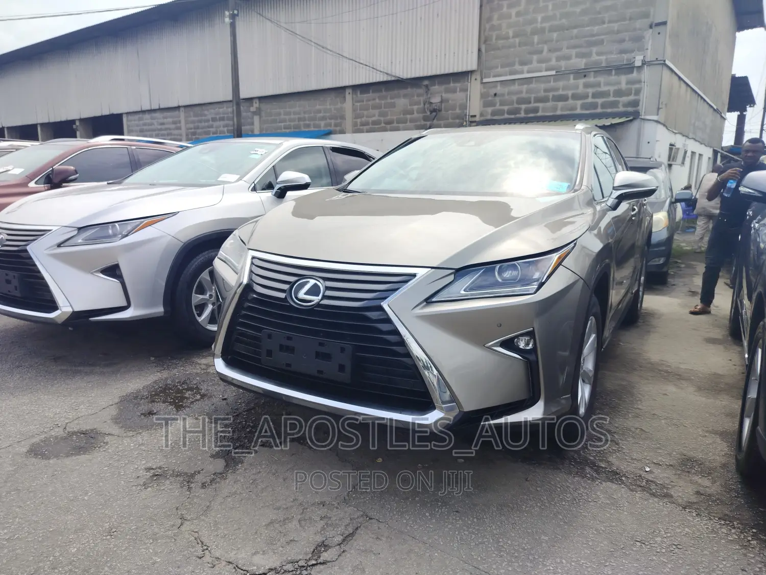 Lexus RX 350 FWD 2017 Gold