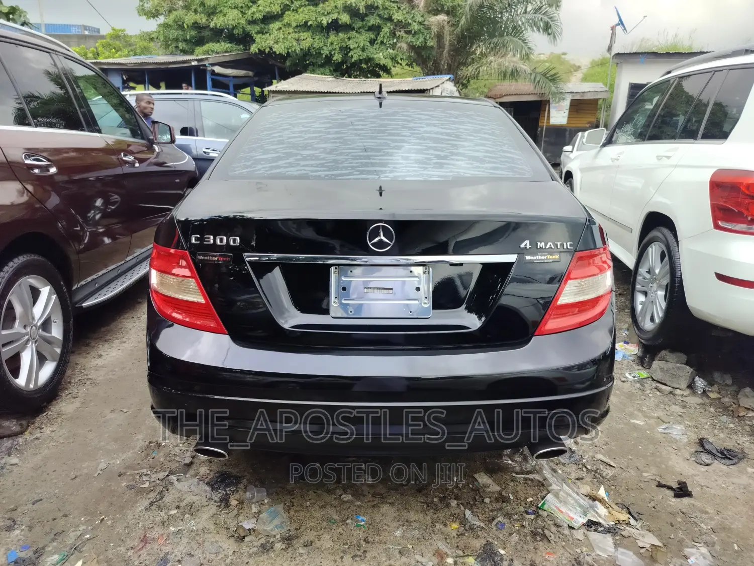 Mercedes-Benz C300 2010 Black