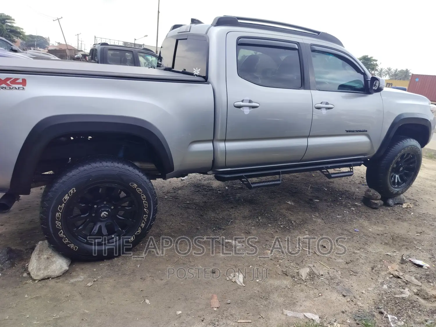 Toyota Tacoma 2020 Silver