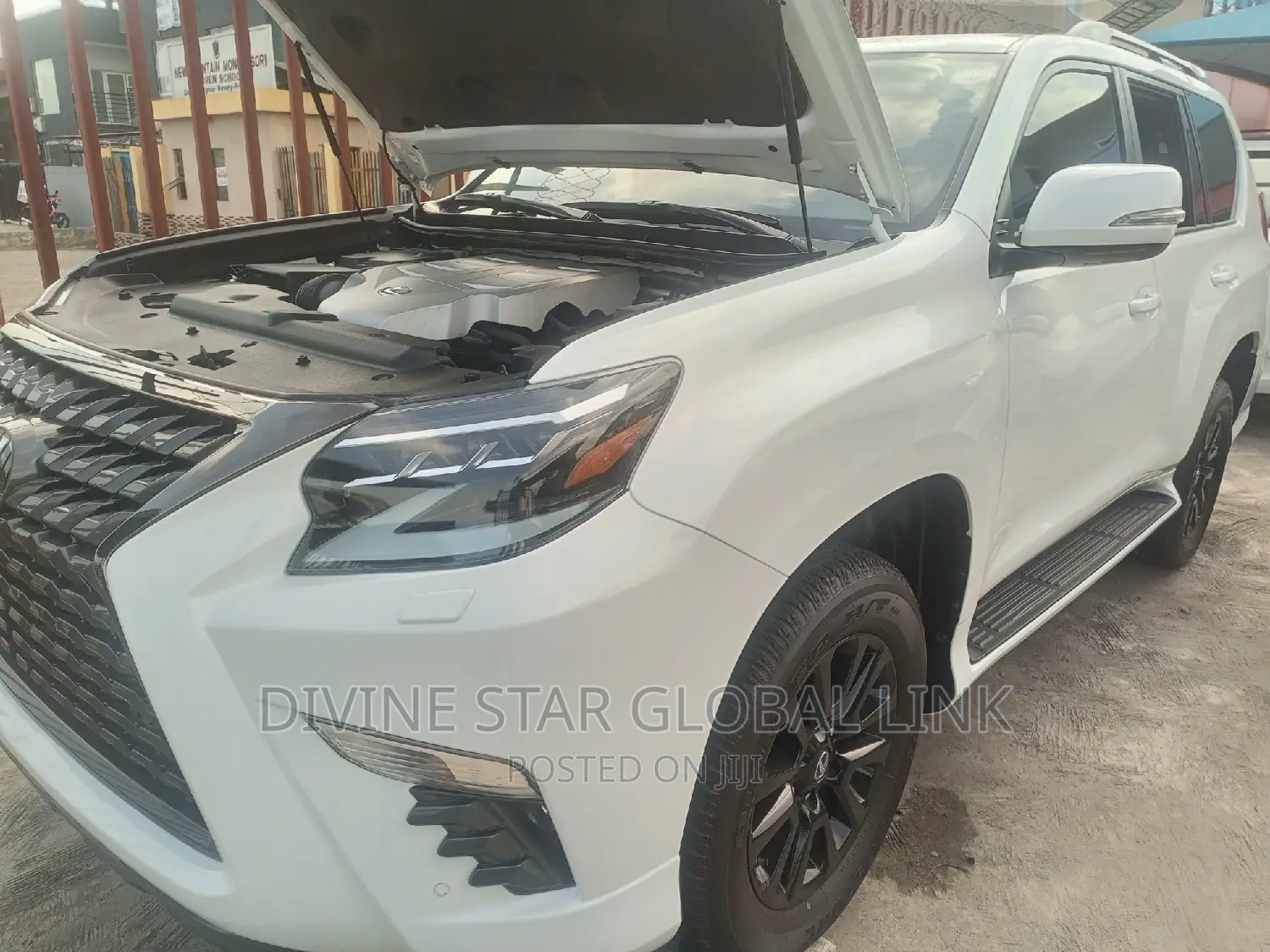 Lexus GX 2022 White