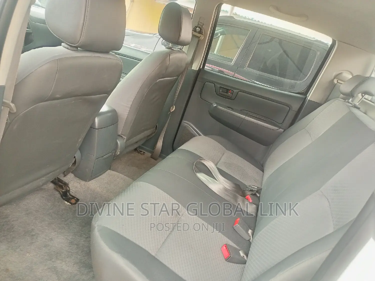Toyota Hilux 2014 White