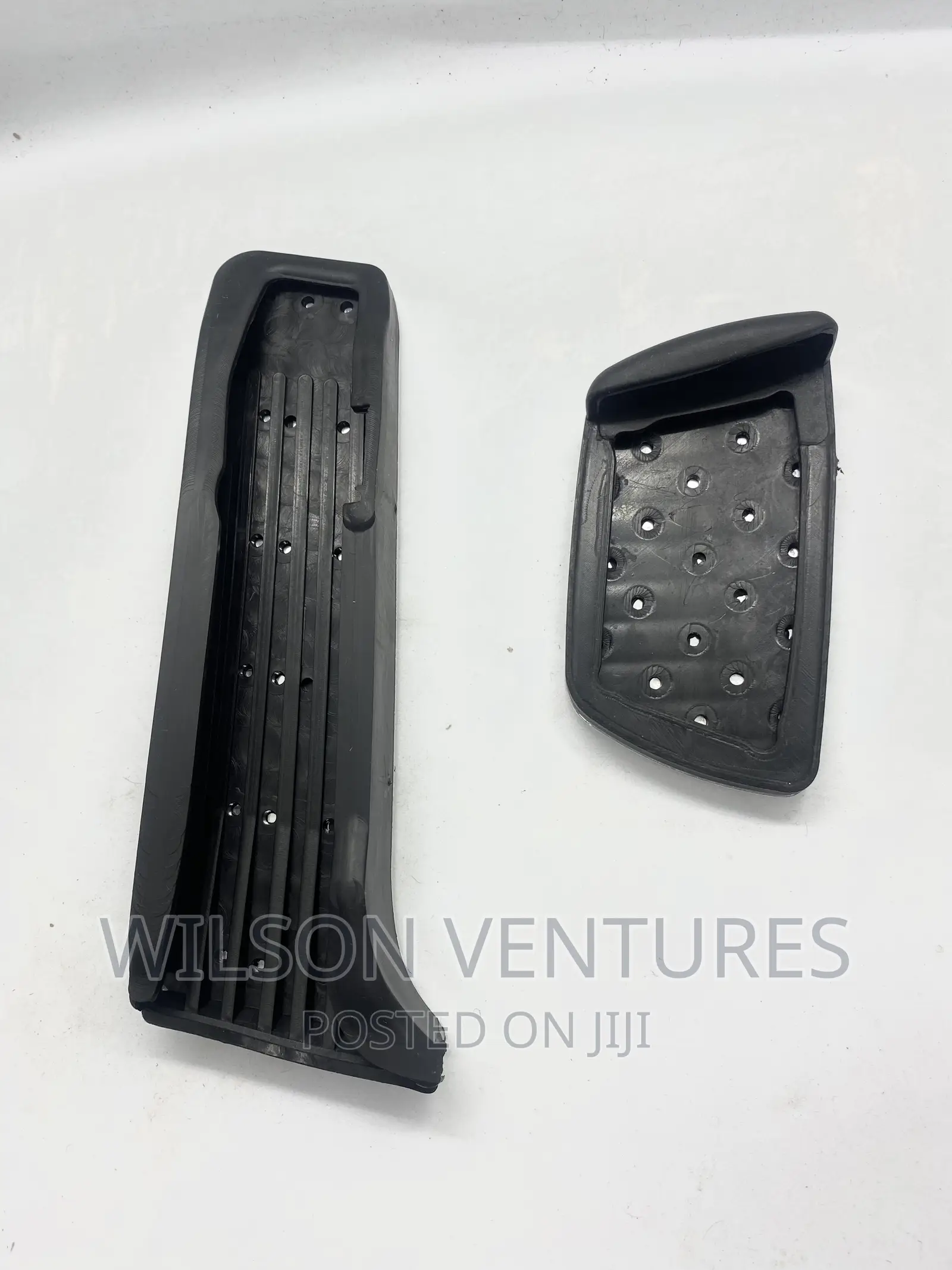 Venza Pedal and Brake Cover
