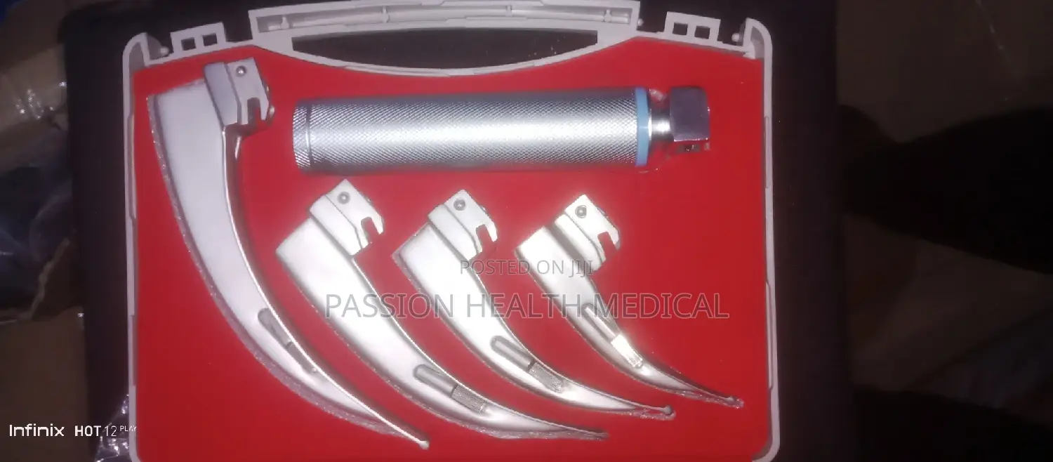 Laryngoscope Set