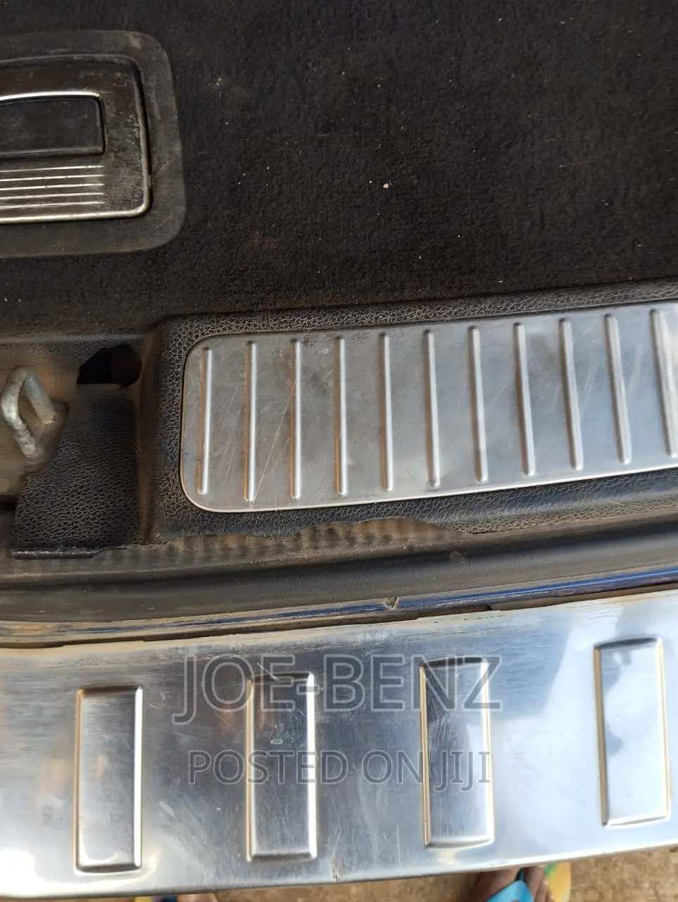 GLK350 Boot Catcher Plastic