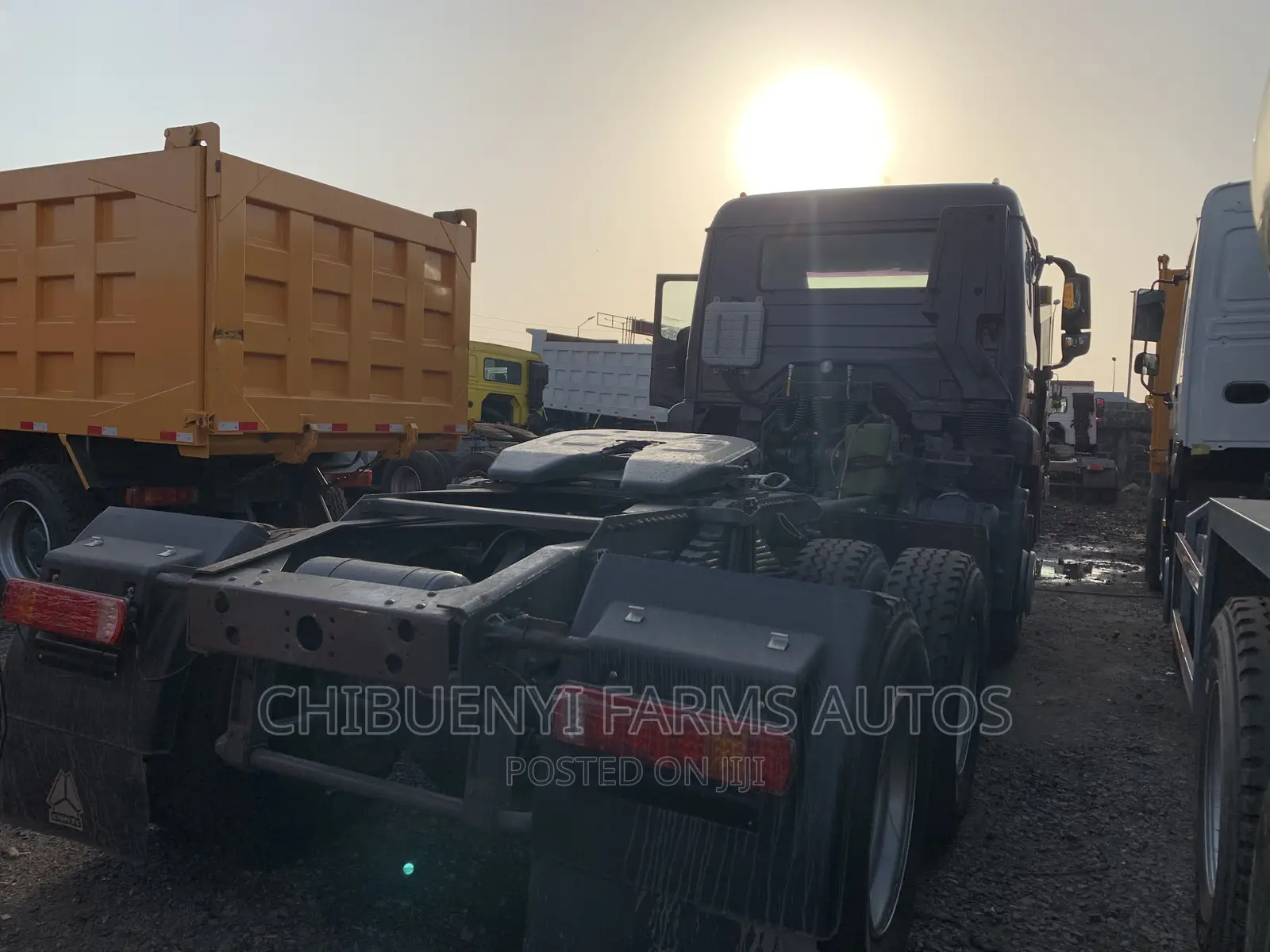 Howo 371 - Trailer-Head (10 Tyres )