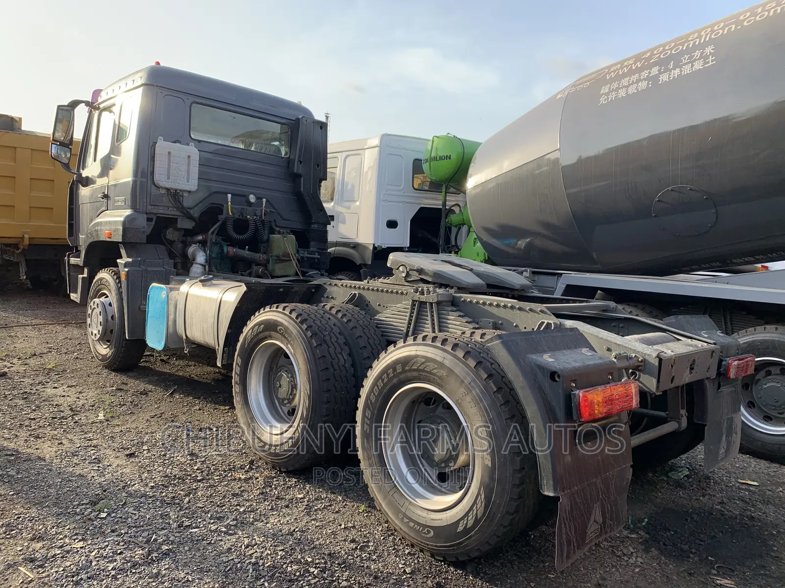 Howo 371 - Trailer-Head (10 Tyres )