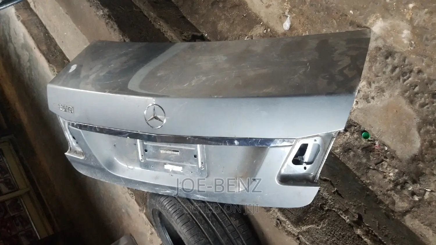 E350 2010 Bonnet and Boot