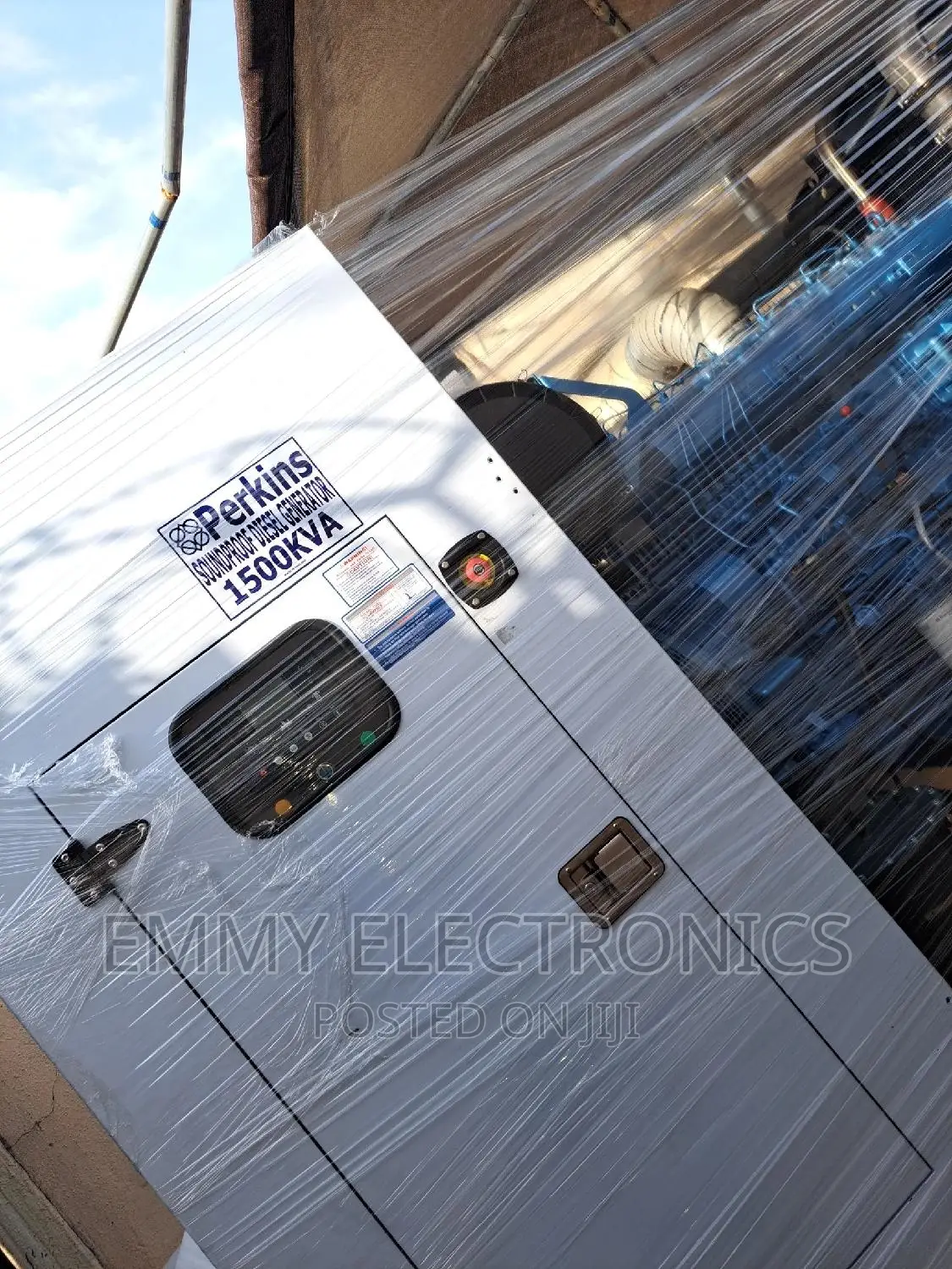 1500kva Perkins Diesel Soundproof Generator Still Available