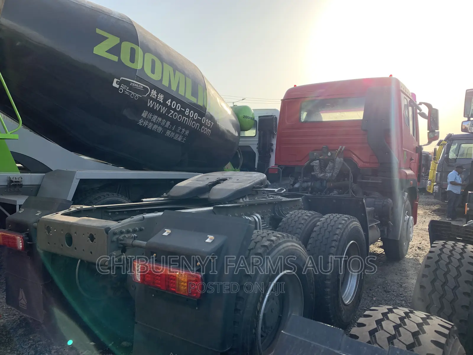 Howo 371 - Truck-Head (10 Tyres)