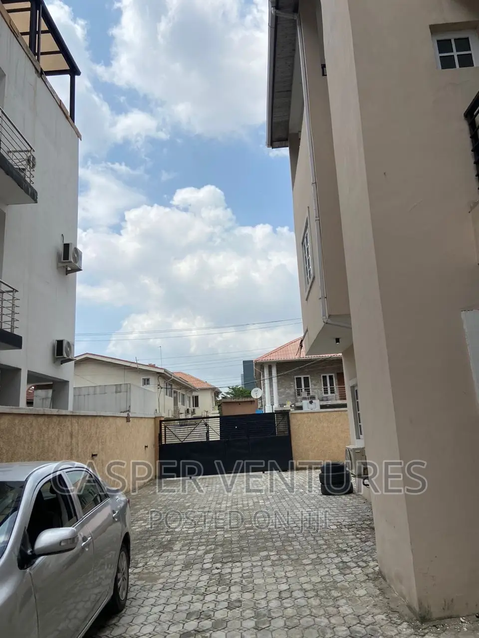 1bdrm Shared Apartment in Osapa for rent