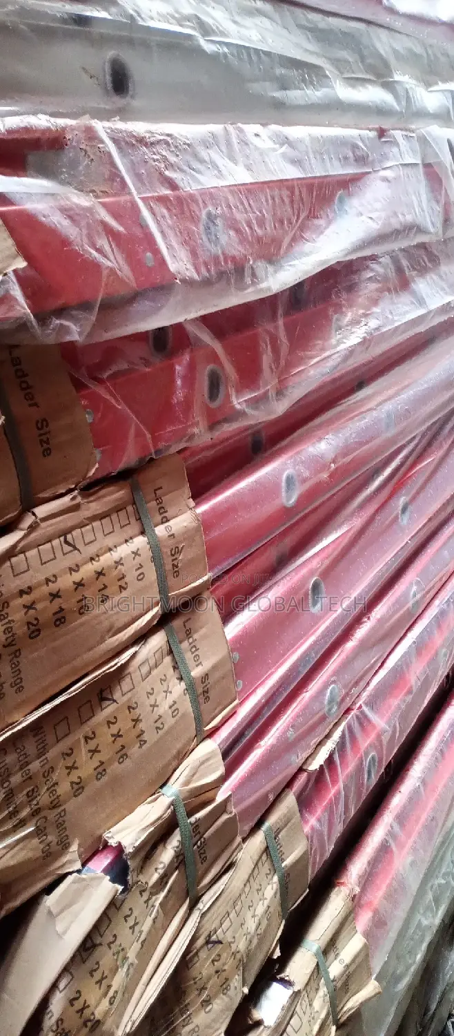 20by 2 Fiberglass Ladder 3