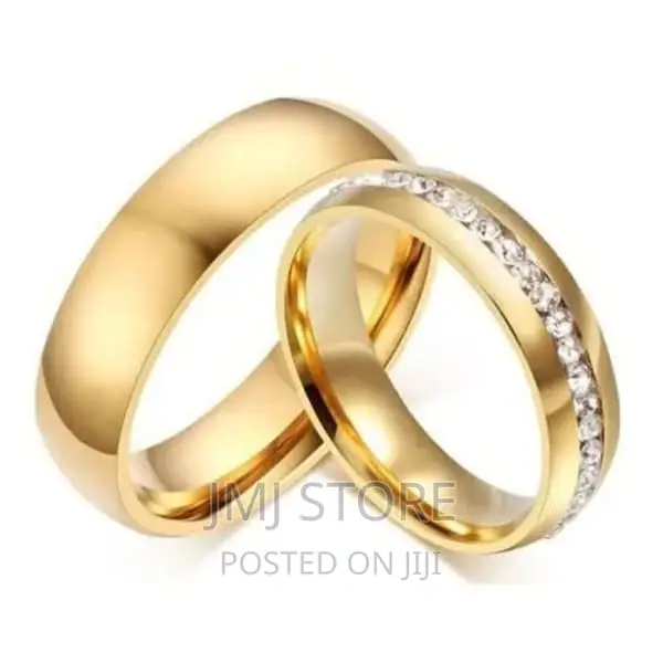 Couple's Unique Wedding Rings Set - Gold