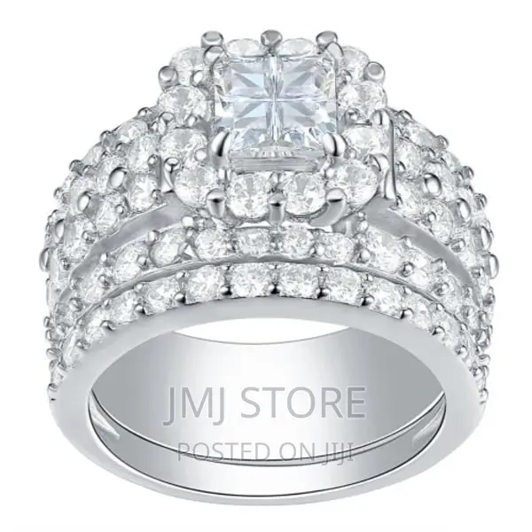 F.P Halo Wedding Rings-925 Silver
Product Code: 4298369