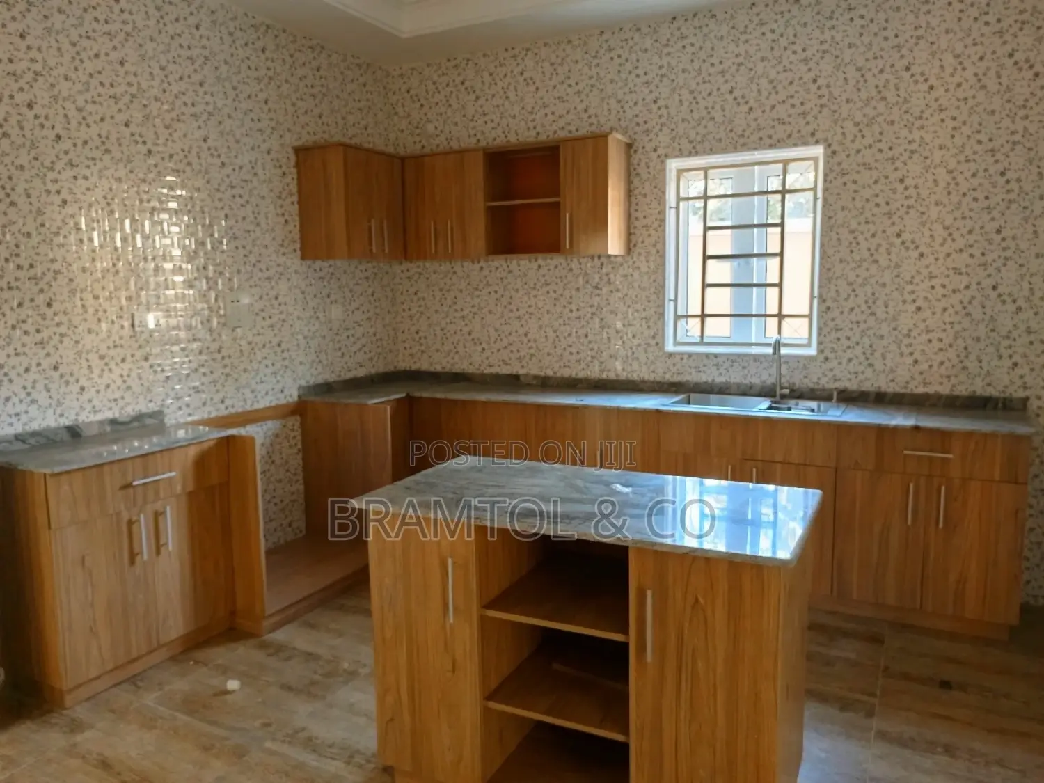 2bdrm Block of Flats in Durumi for rent