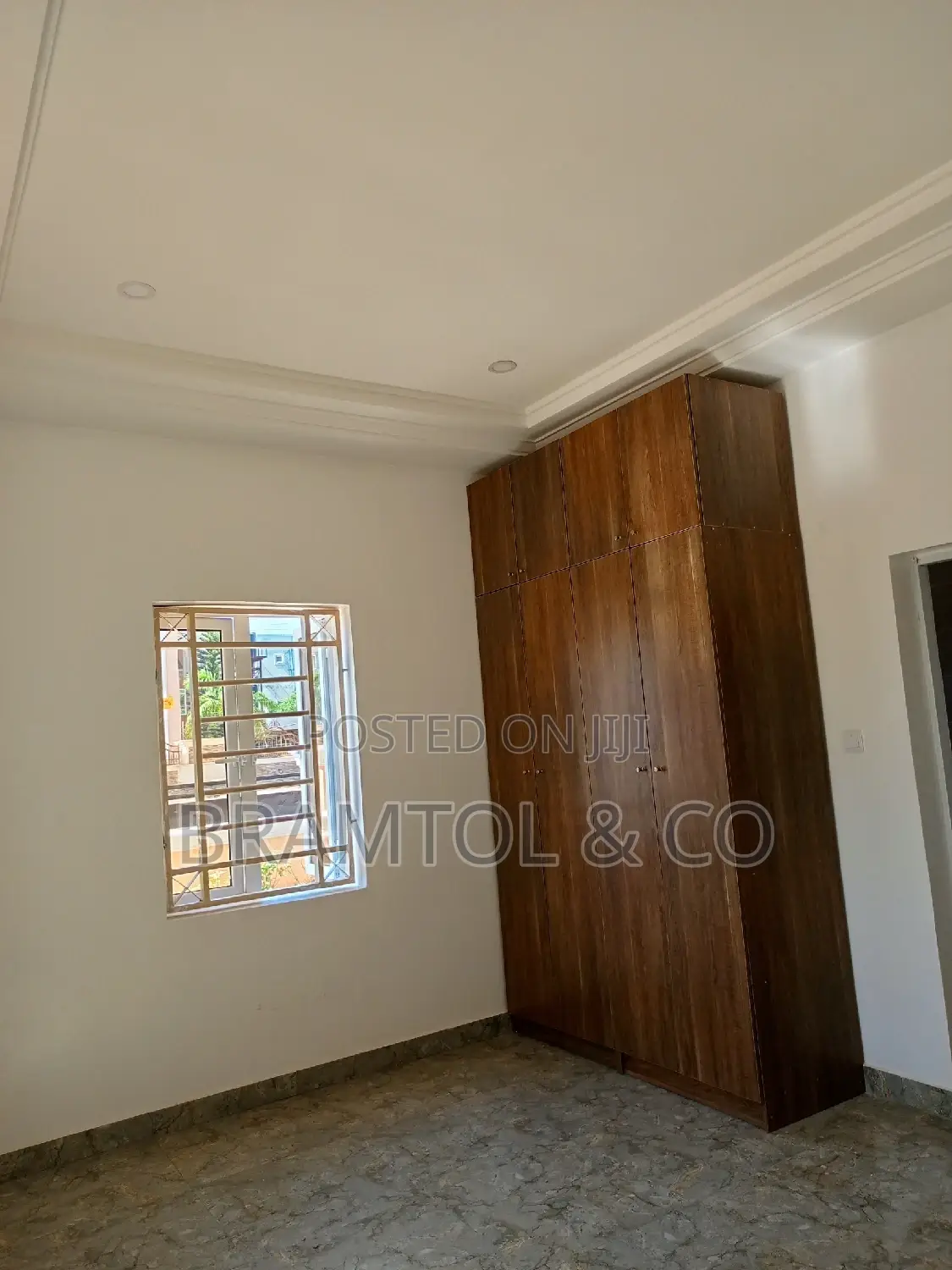 2bdrm Block of Flats in Durumi for rent