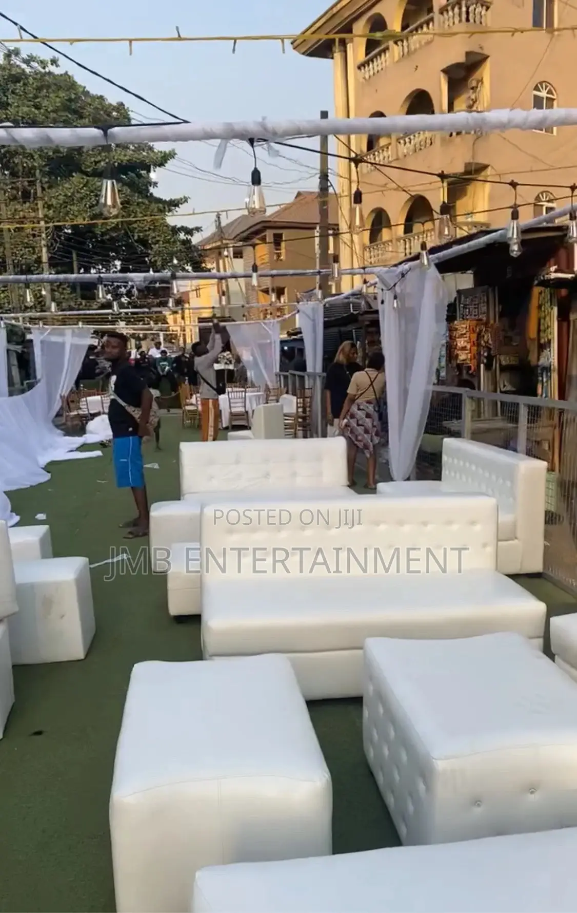 Lounge Chairs for Rent