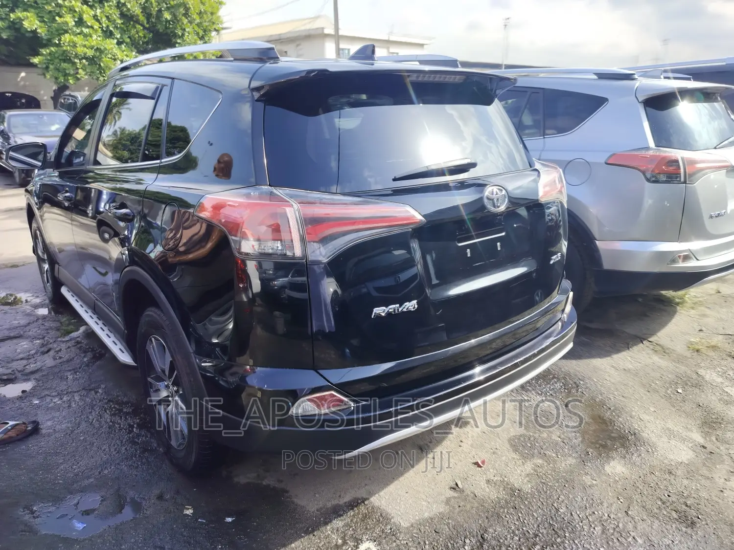 Toyota RAV4 XLE AWD (2.5L 4cyl 6A) 2016 Black