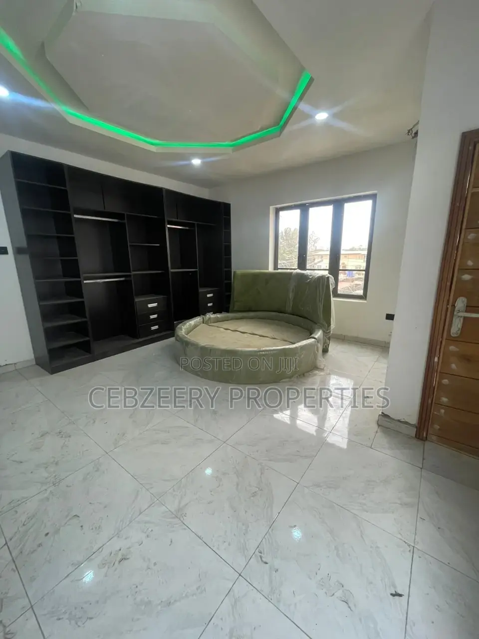 4bdrm Duplex in Ikeja for sale