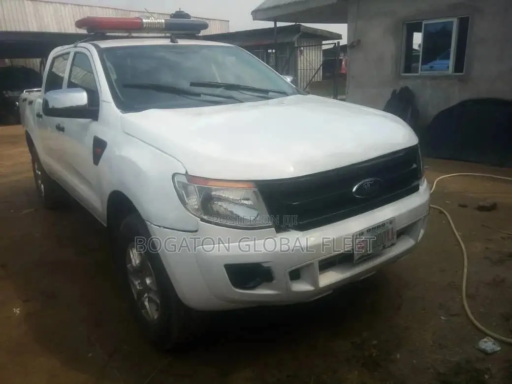 Ford Hilux for Rent