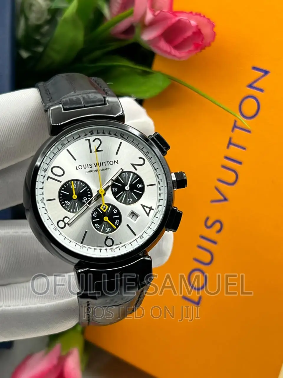 Luis Vuitton Designer Leather Wristwatch