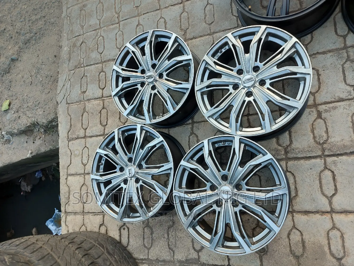 17rim for Lexus Es350!