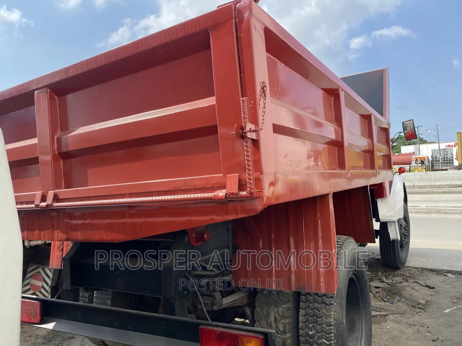911 Fire  Service Tipper