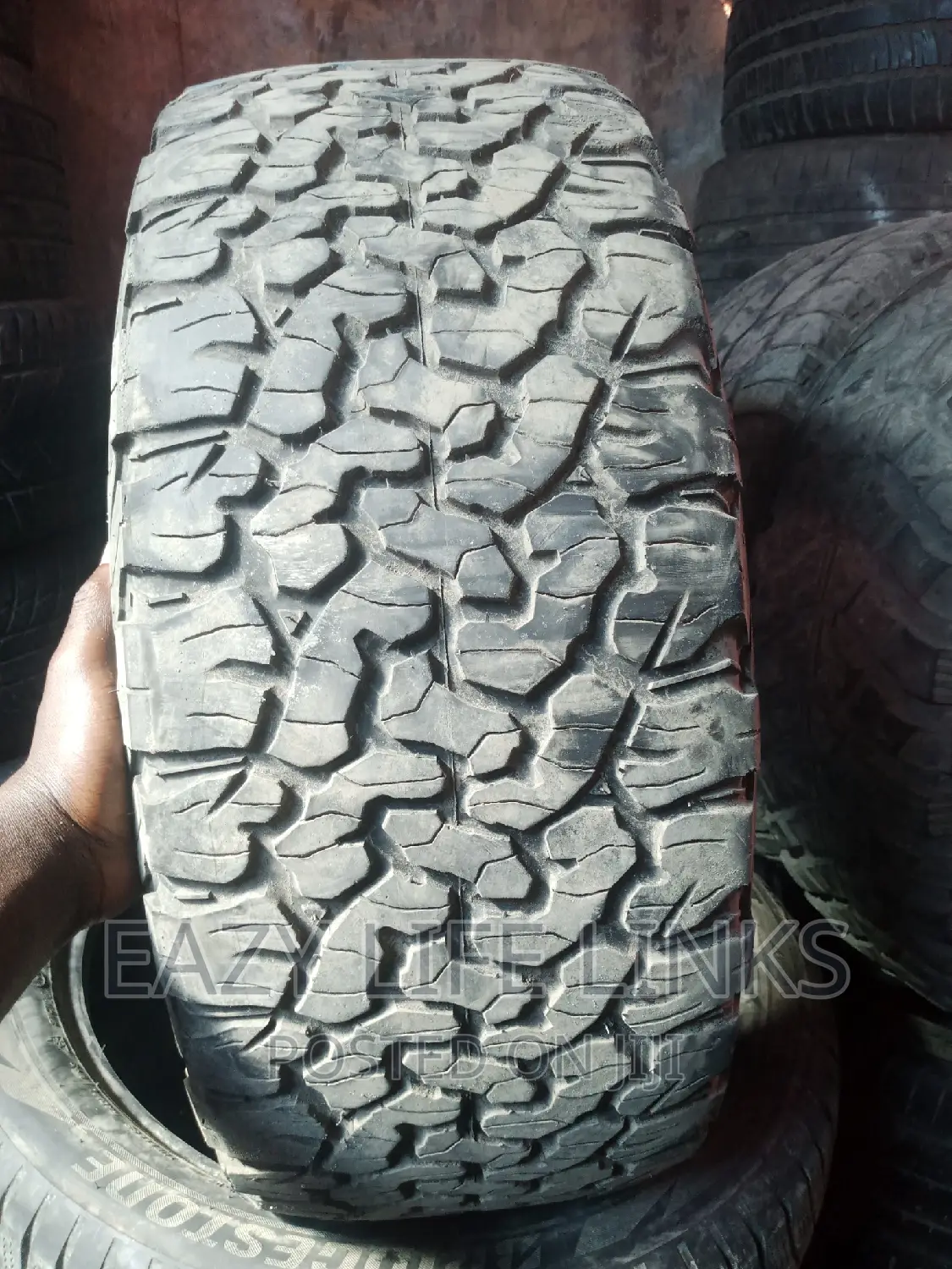 265/65r18 Tokunbo Tires